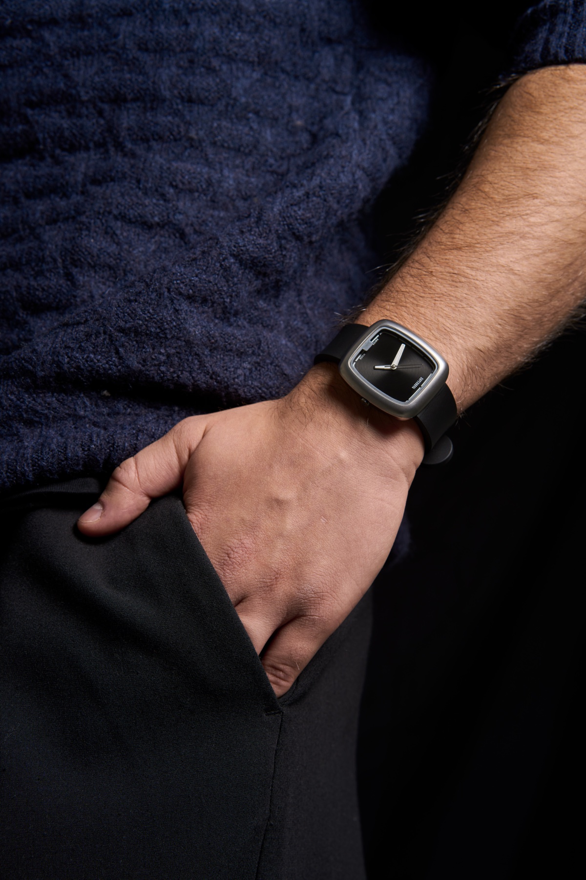 A bubble of privacy on the wrist